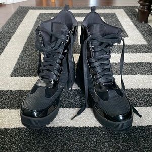 Ego black commander boots size 7 fits 7.5 it’s UK size
